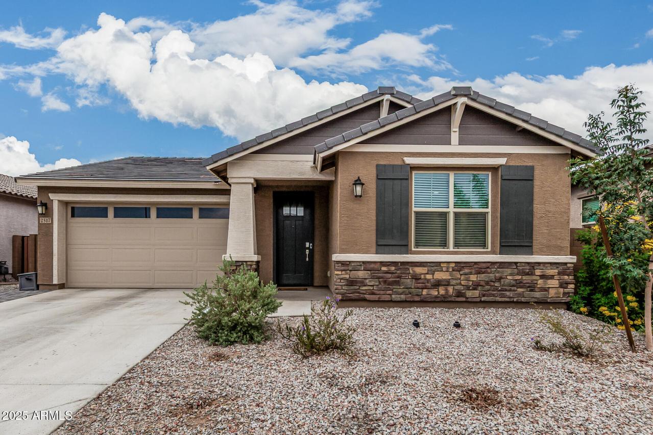 2517 W Pecan Rd., Phoenix, AZ 85041