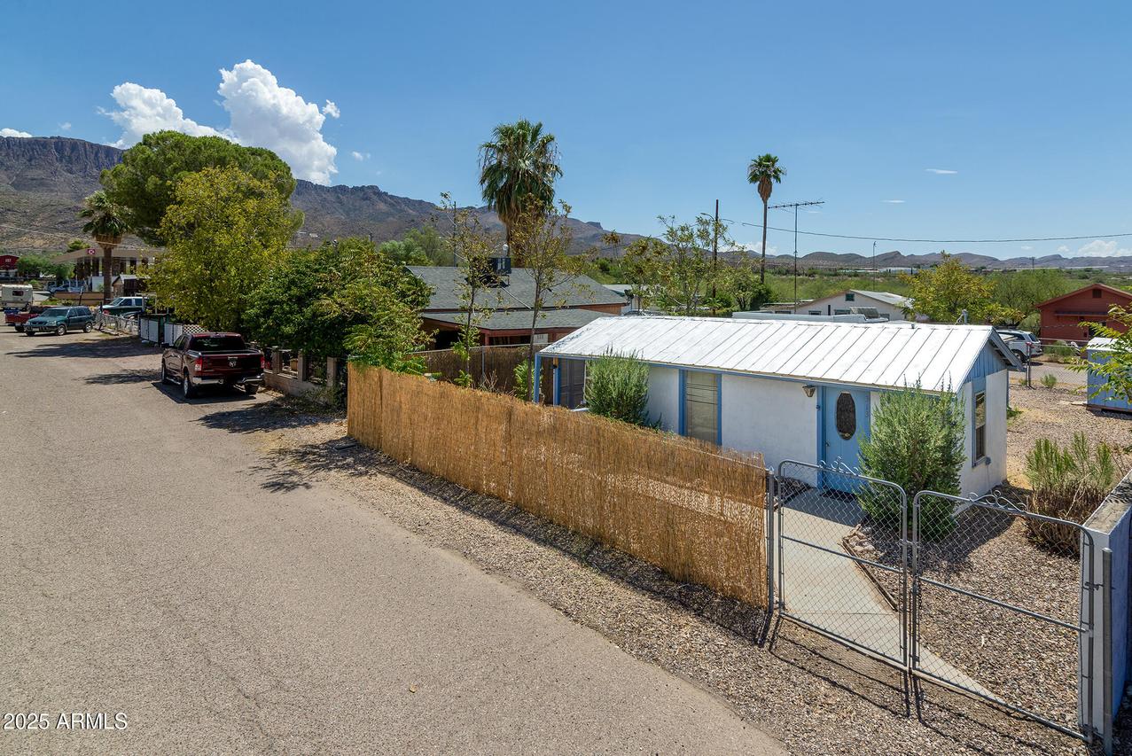 313 W Palma St., Superior, AZ 85173