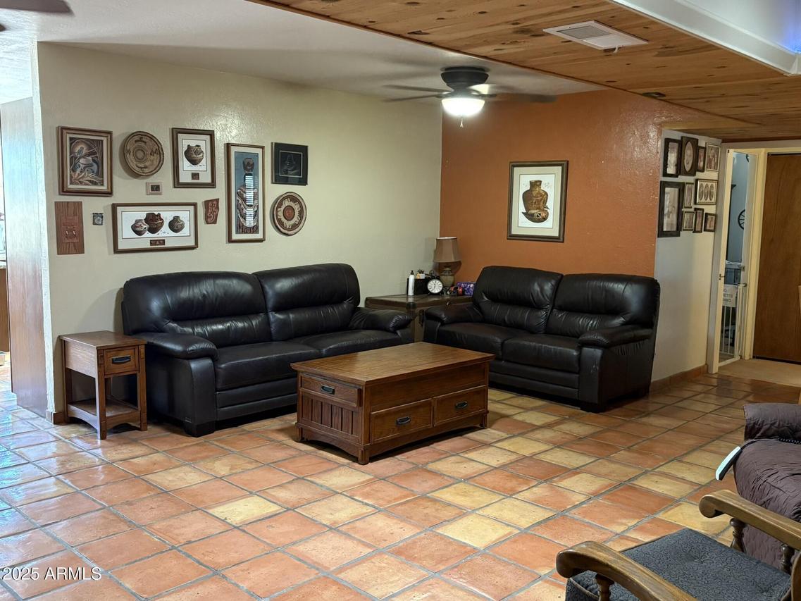 1316 E Carter Dr., Tempe, AZ 85282