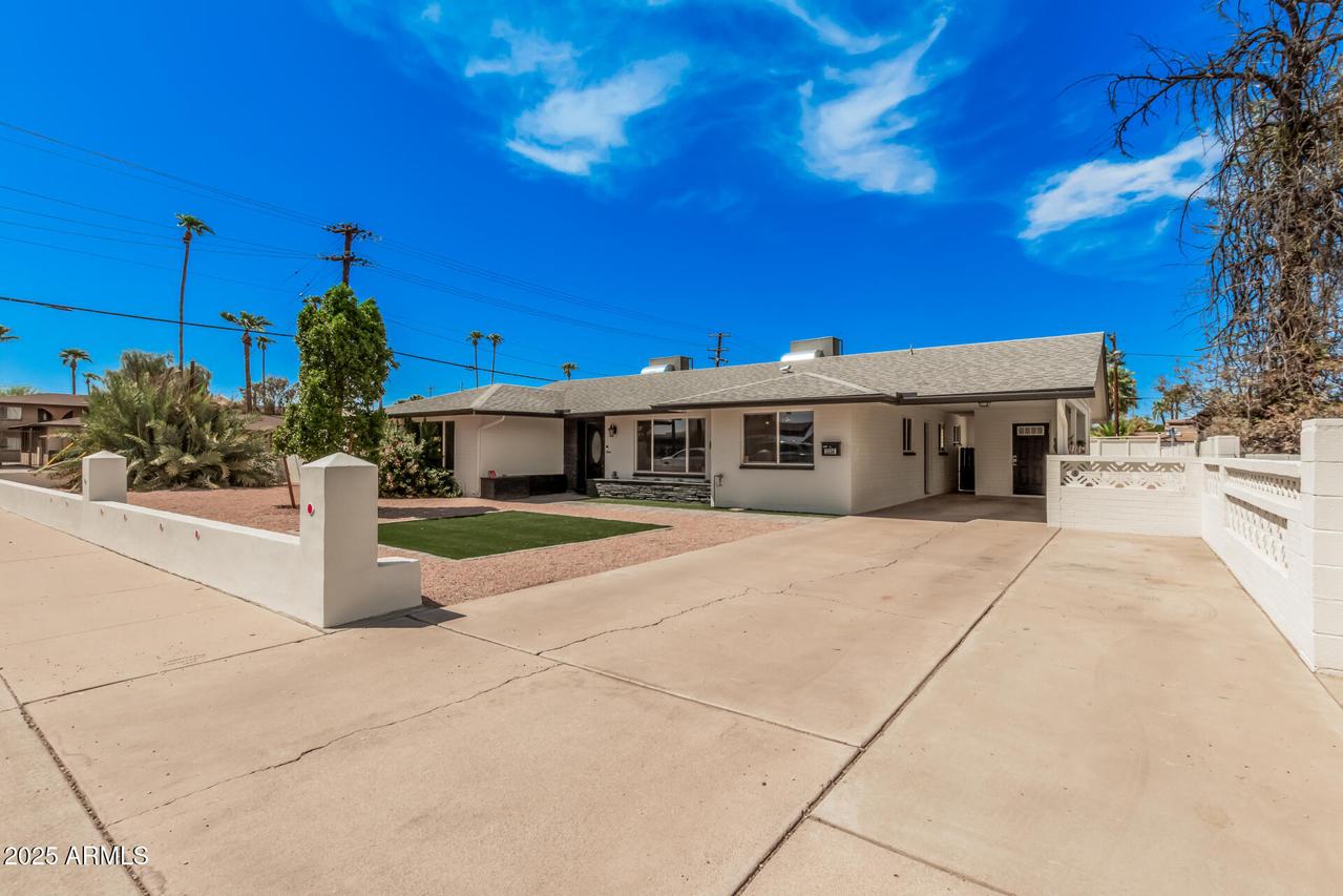 2236 W Thomas Rd., Phoenix, AZ 85015