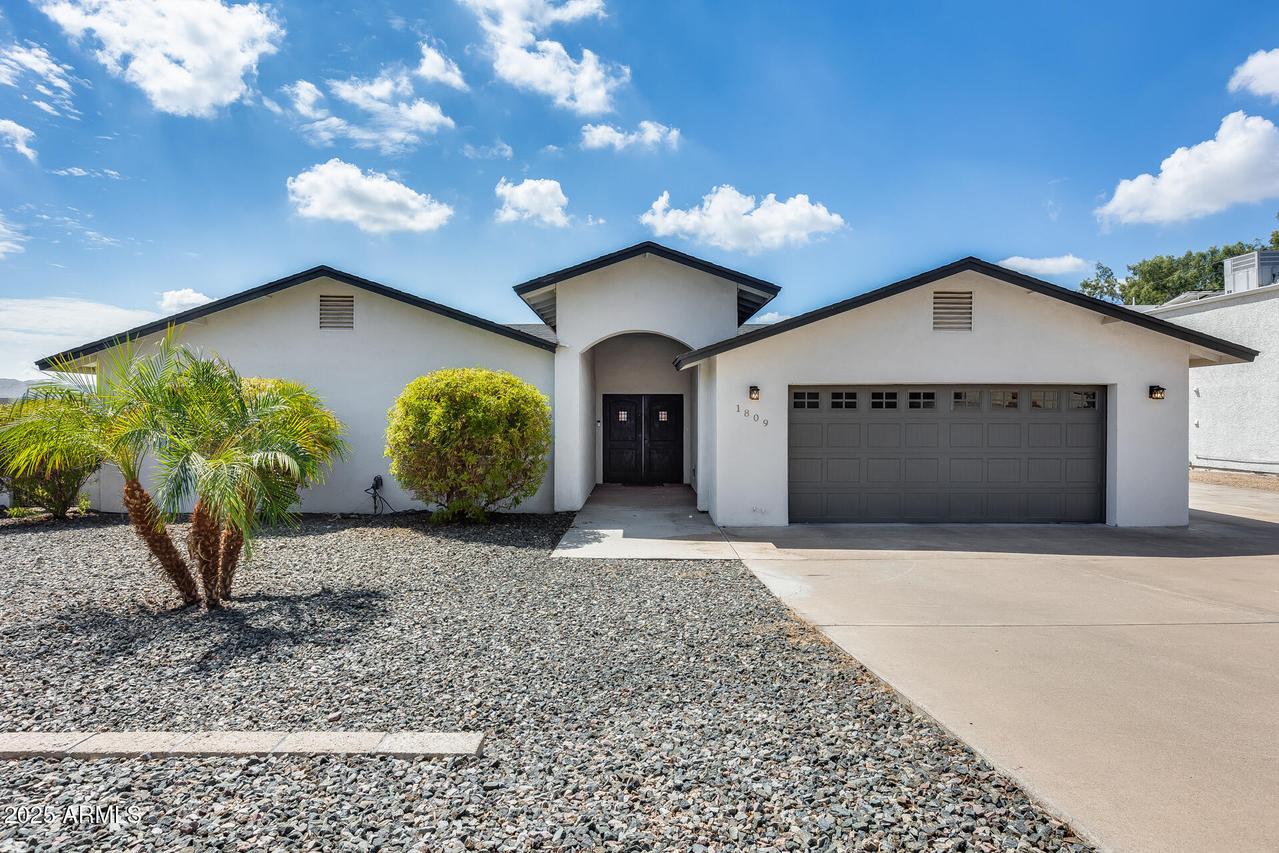 1809 E Ronald Rd., Phoenix, AZ 85022