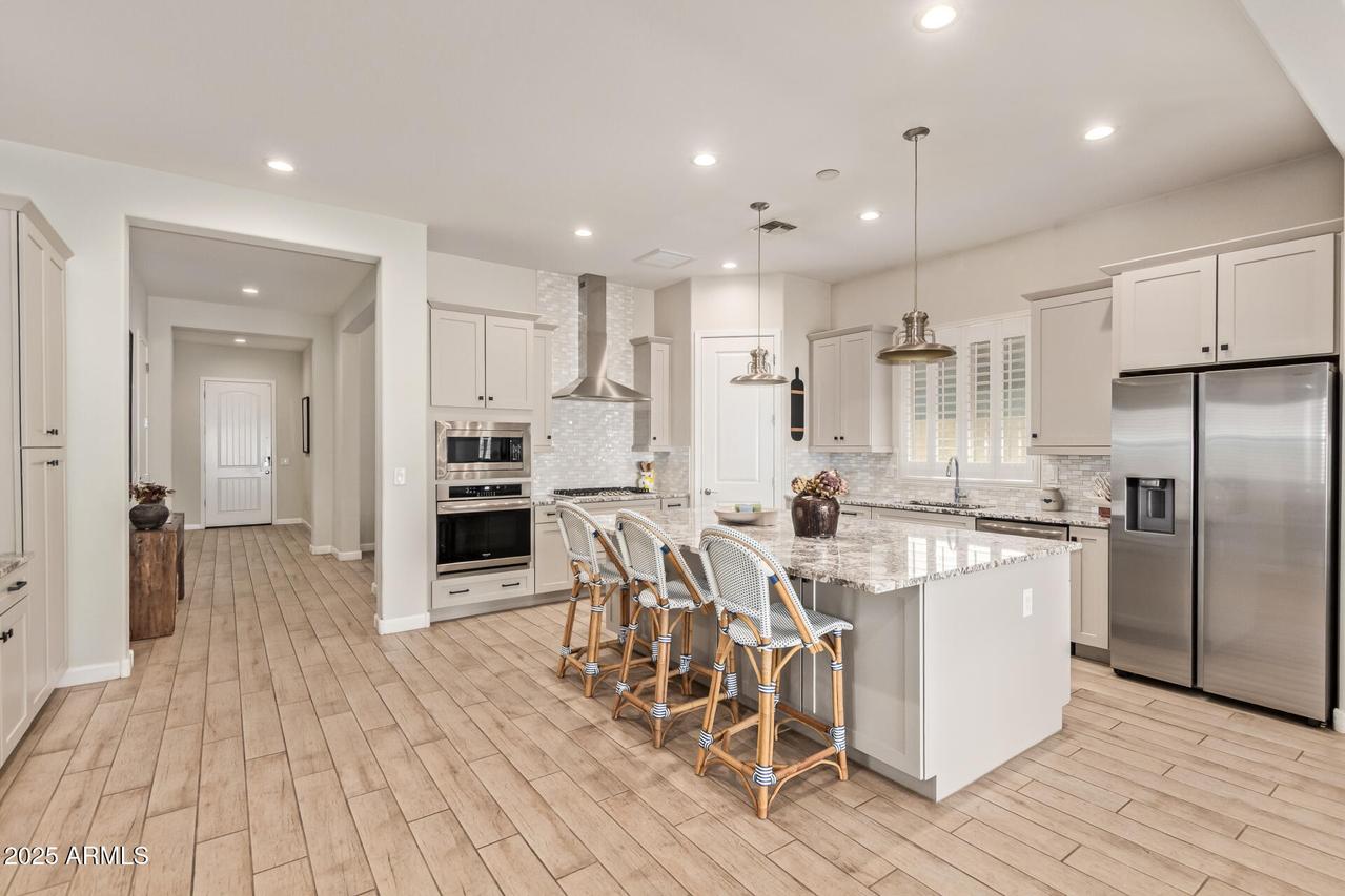 6608 E Libby St., Phoenix, AZ 85054