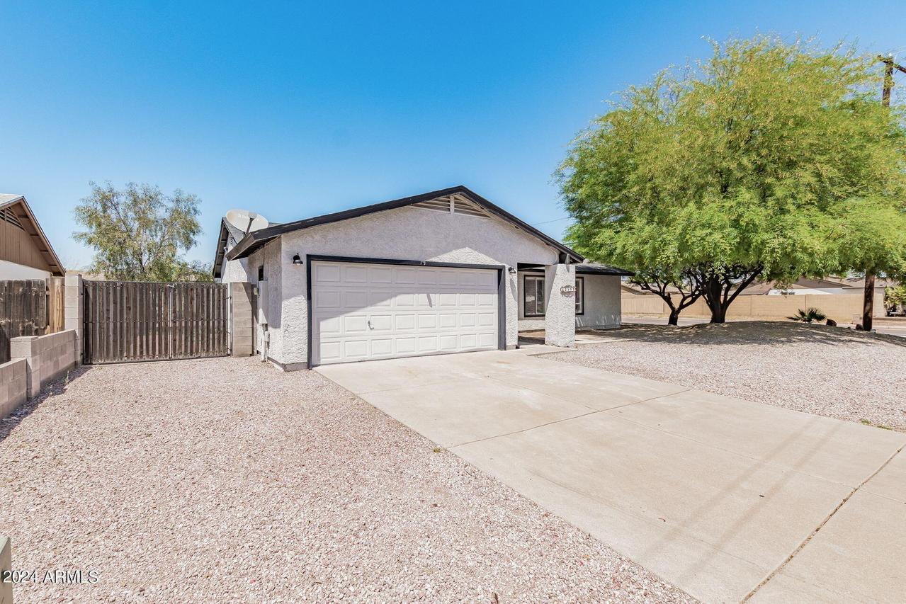 2102 W Shady Glen Ave., Phoenix, AZ 85023