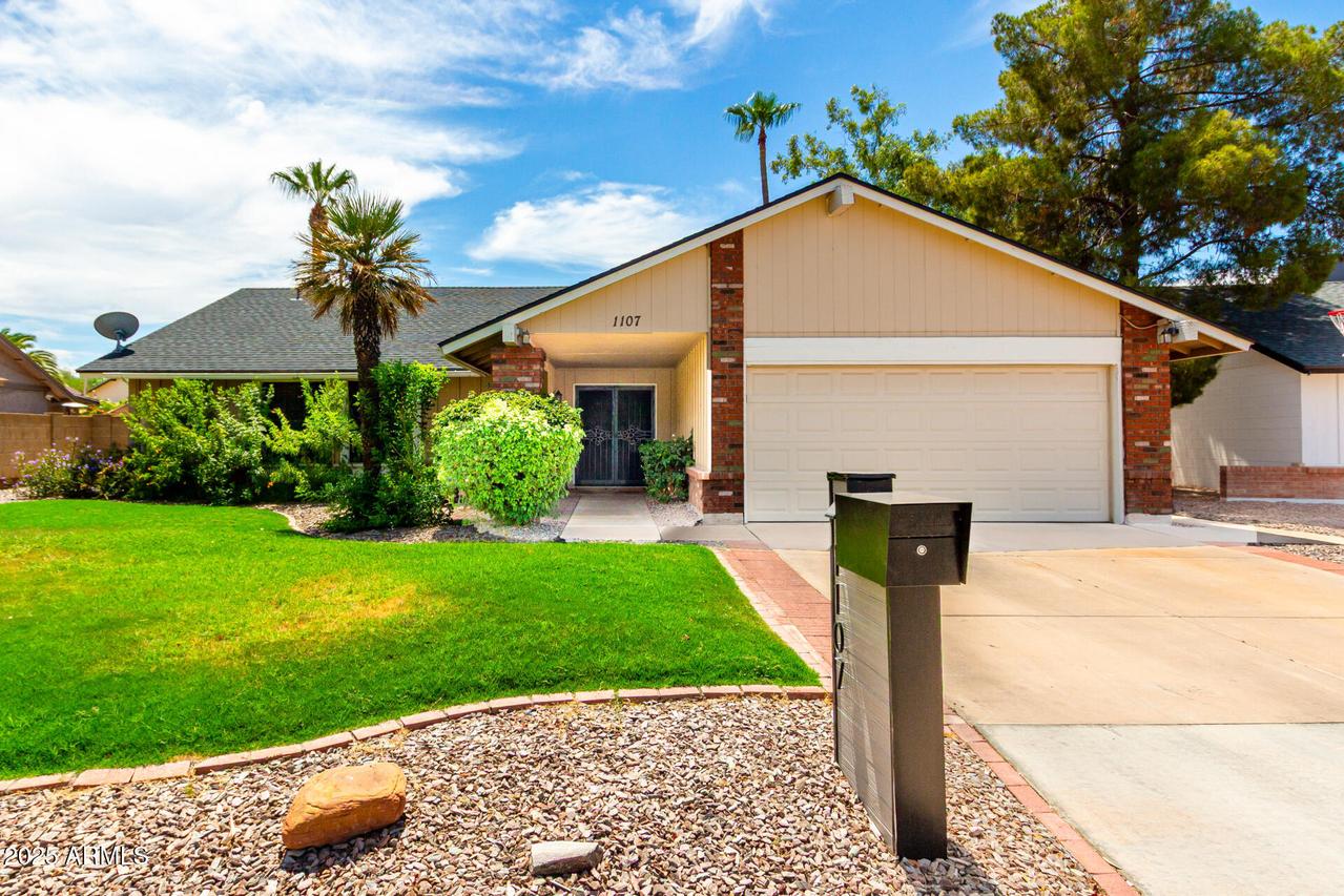 1107 W Stottler Dr., Chandler, AZ 85224