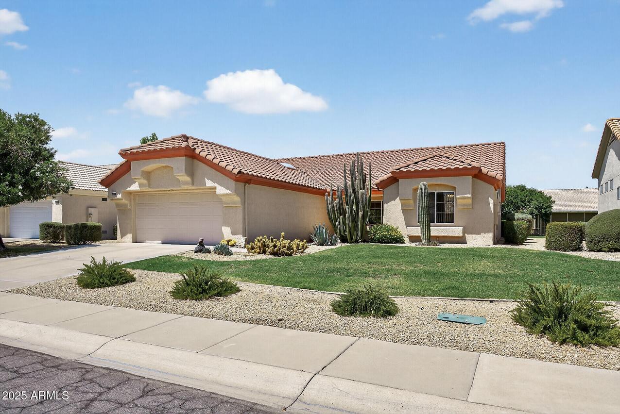 14140 W Circle Ridge Dr., Sun City West, AZ 85375
