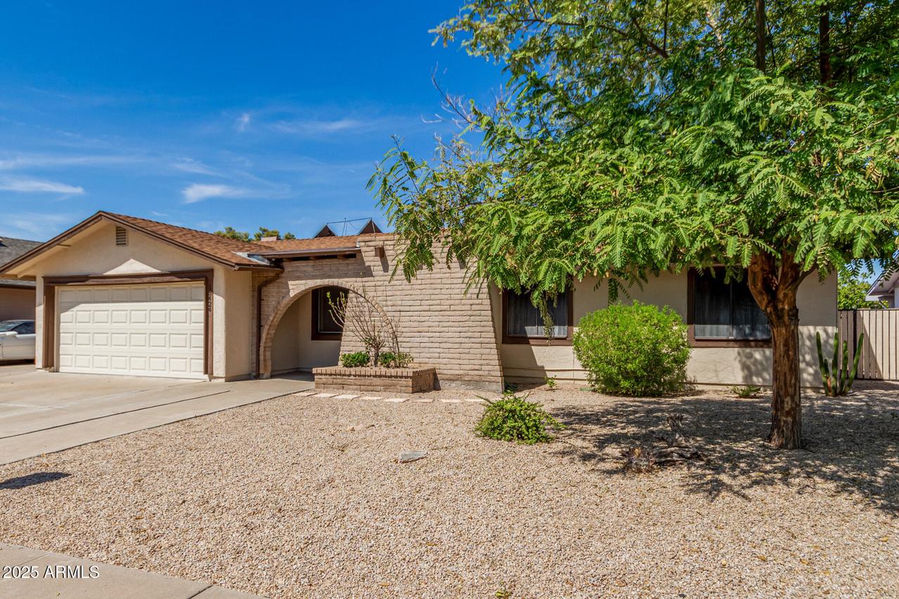 15424 N 55th Dr., Glendale, AZ 85306