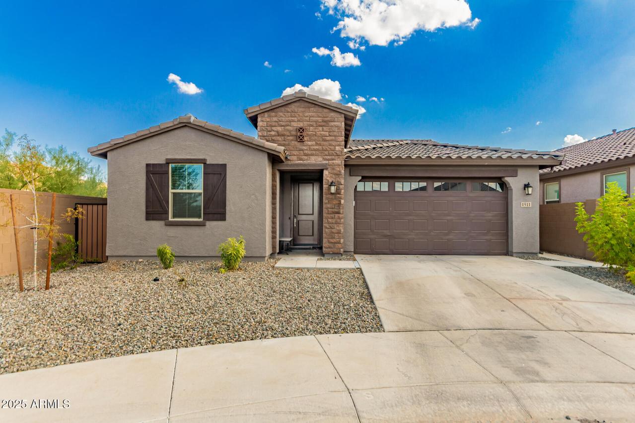 1511 W Corral Rd., Phoenix, AZ 85041
