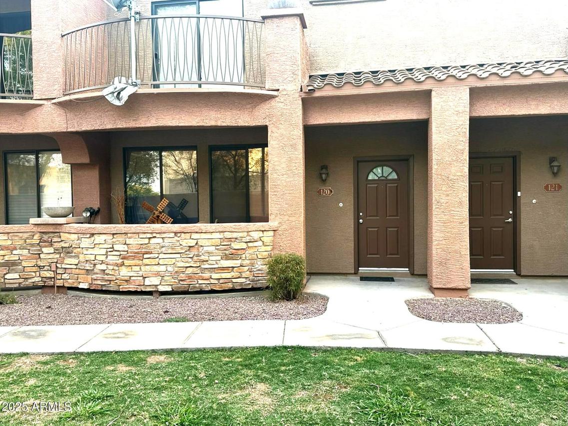 21655 N 36th Ave. #120, Glendale, AZ 85308