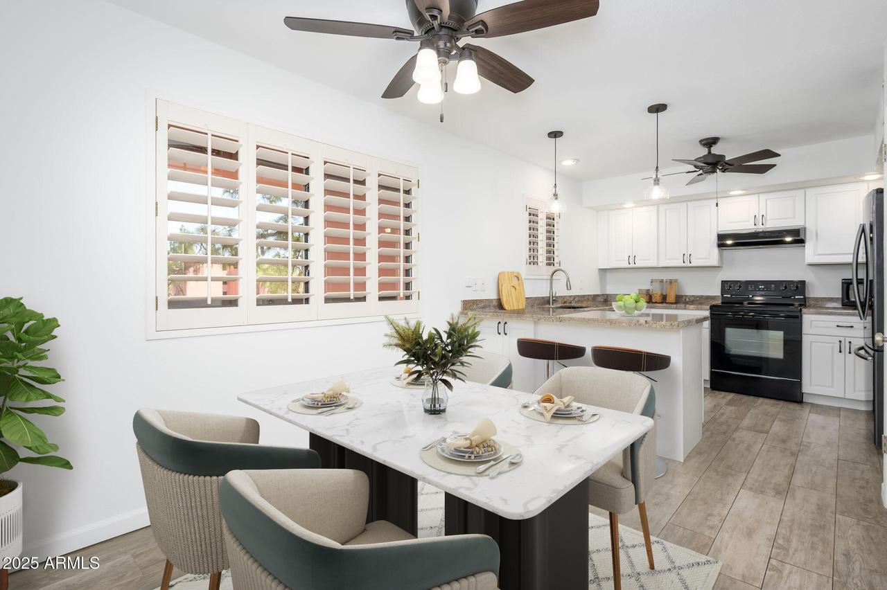 12212 N Paradise Village Pkwy. #428, Phoenix, AZ 85032