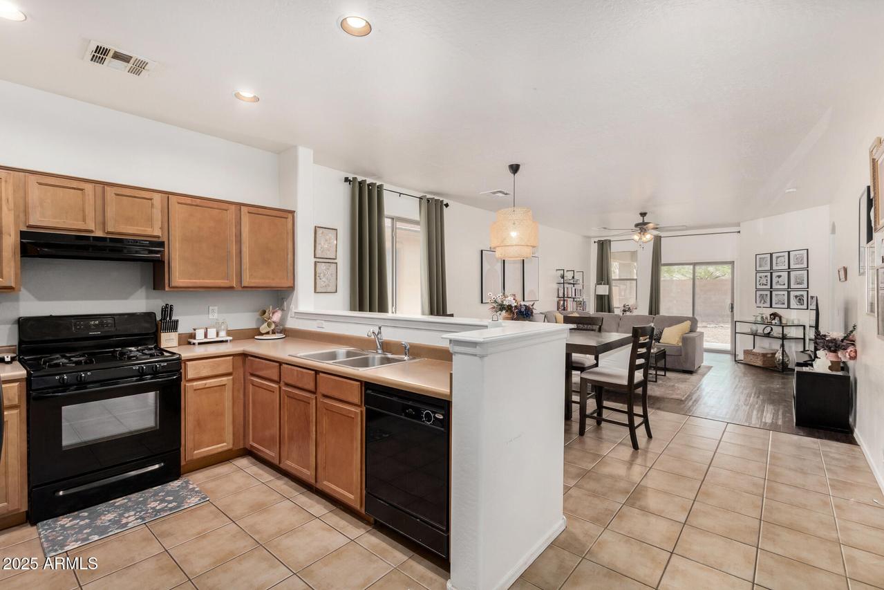 44285 W Cydnee Dr., Maricopa, AZ 85138