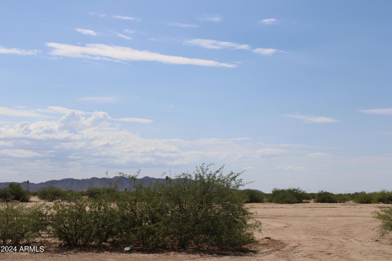 4245 N Roble Cir. #5, Eloy, AZ 85131
