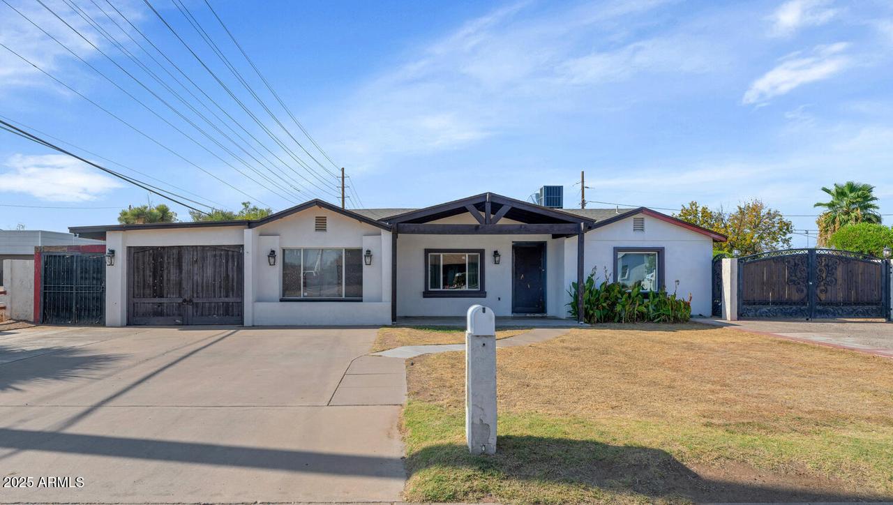 2303 W Marshall Ave., Phoenix, AZ 85015
