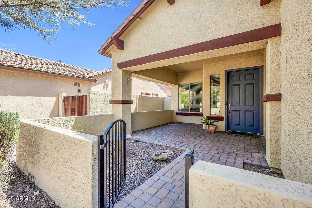 2047 E Carob Dr., Chandler, AZ 85286