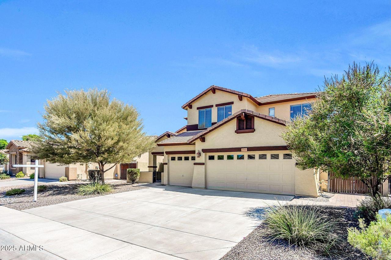 2047 E Carob Dr., Chandler, AZ 85286