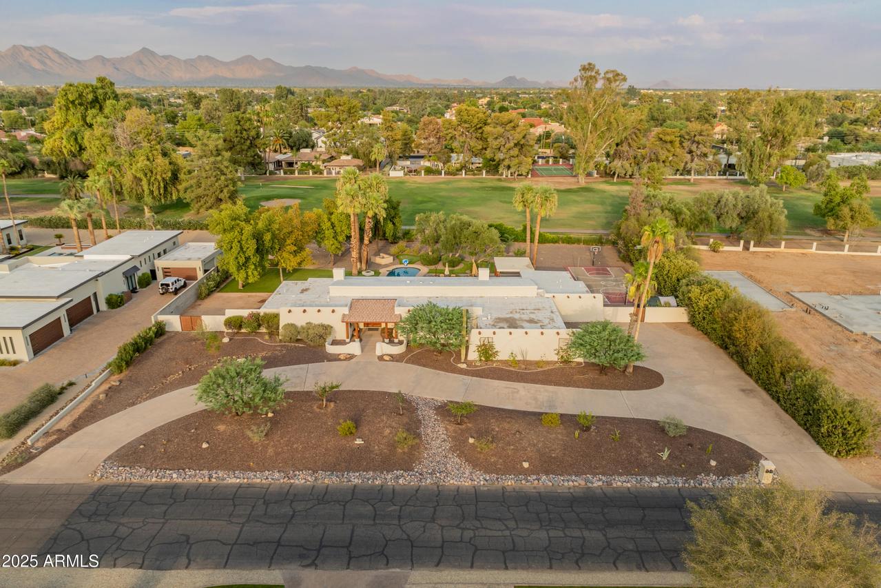 11243 N Saint Andrews Way, Scottsdale, AZ 85254