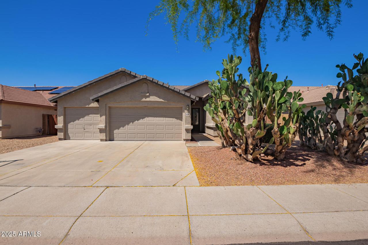 16768 W Nottingham Way, Surprise, AZ 85374