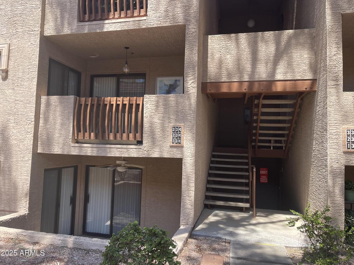 3031 N Civic Center Plz. #134, Scottsdale, AZ 85251