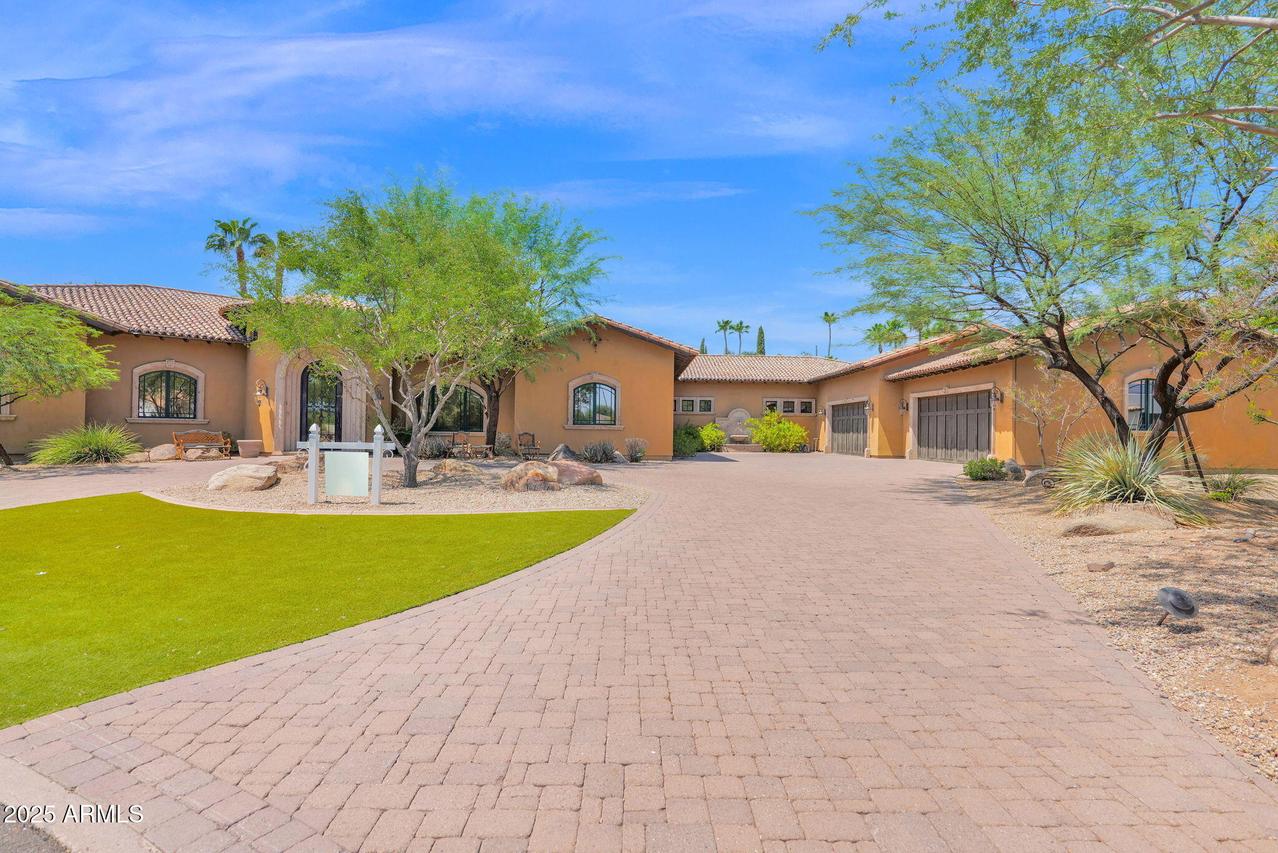 8636 N Via La Serena Ln., Paradise Valley, AZ 85253