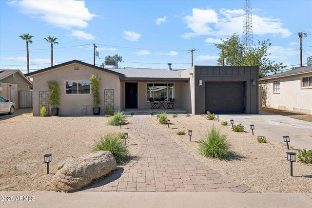 New Homes with Master Bedrooms on the 1st Floor That Attend Papago School: August 16th to August 22nd