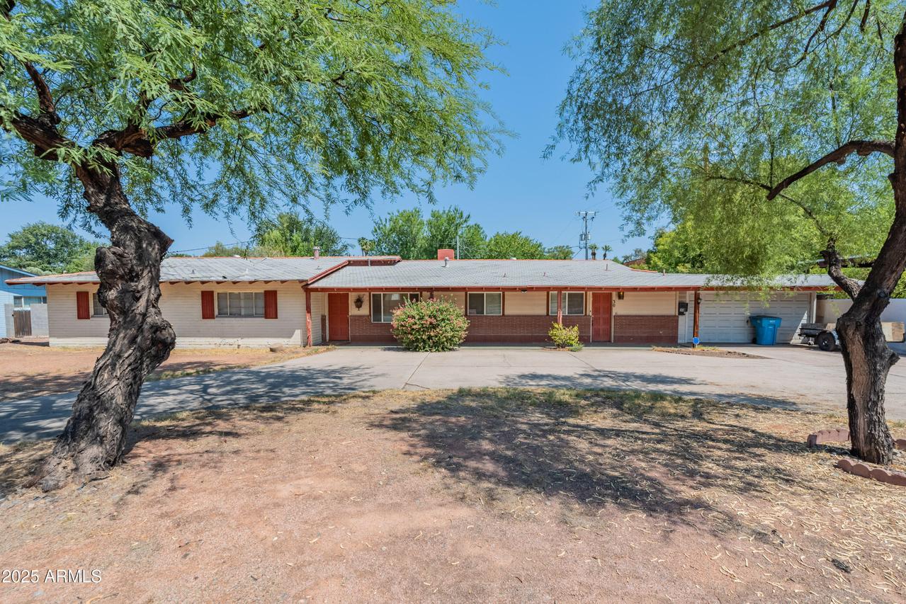 30 W Bethany Home Rd., Phoenix, AZ 85013