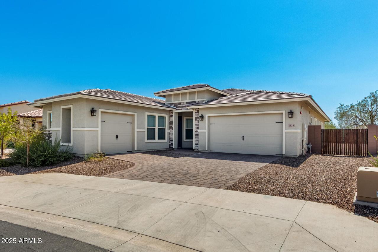 2528 N 211th Ln., Buckeye, AZ 85396