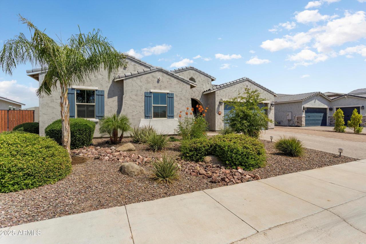 17988 W Hazelwood St., Goodyear, AZ 85395