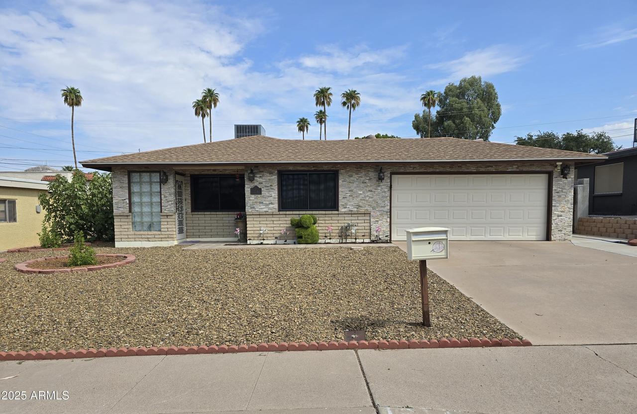 1214 E Alice Ave., Phoenix, AZ 85020