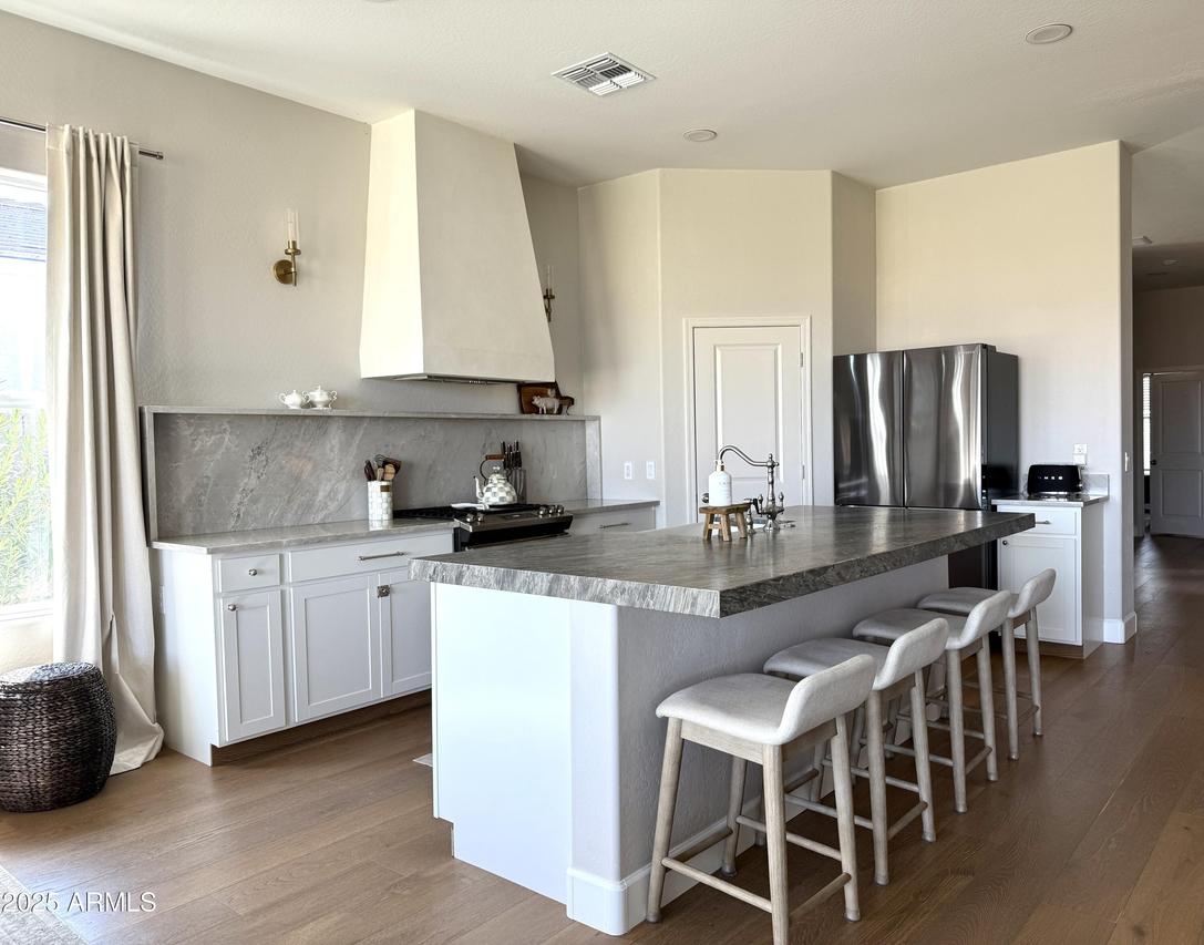 15662 W Smoketree Dr., Surprise, AZ 85387