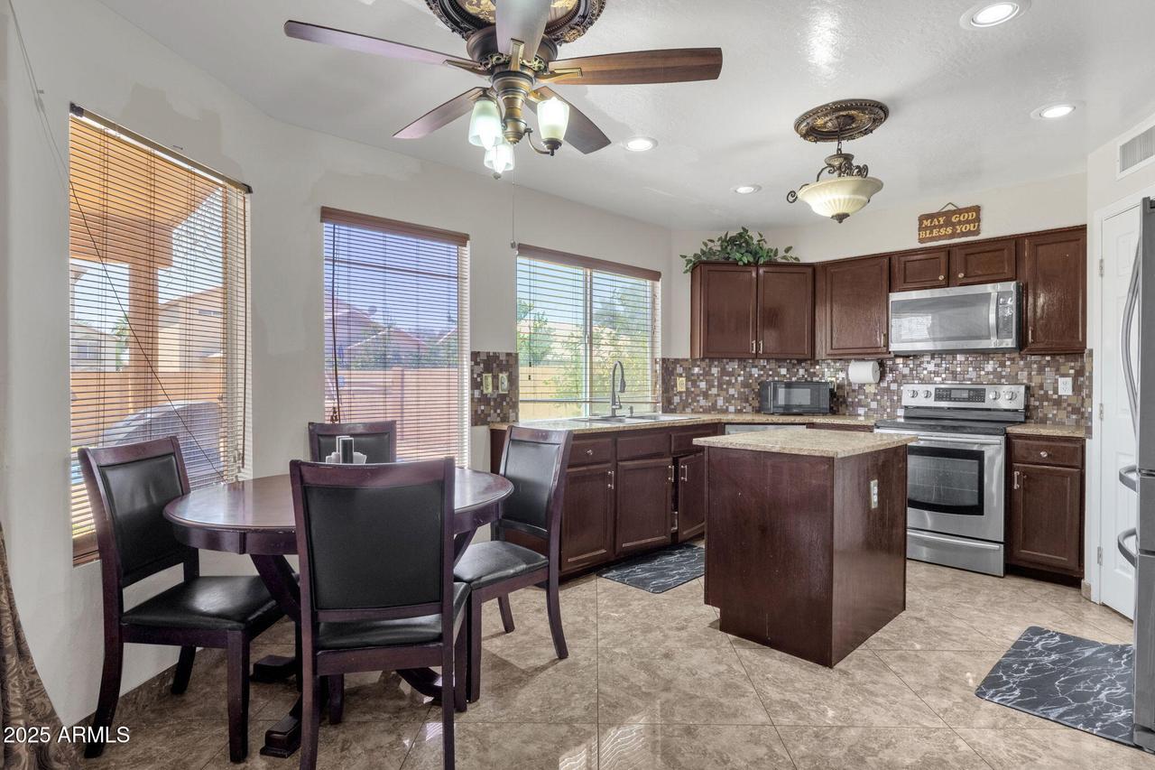 735 E Geronimo St., Chandler, AZ 85225