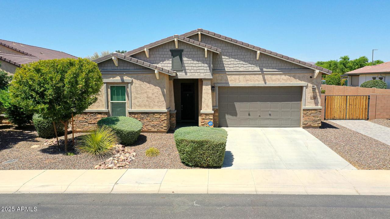 4742 N 185th Ave., Goodyear, AZ 85395