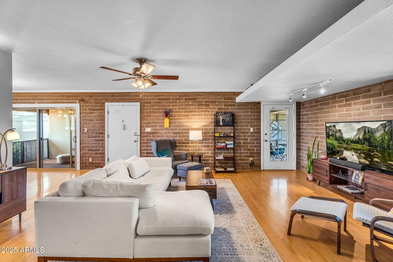 1901 E Missouri Ave. #208, Phoenix, AZ 85016