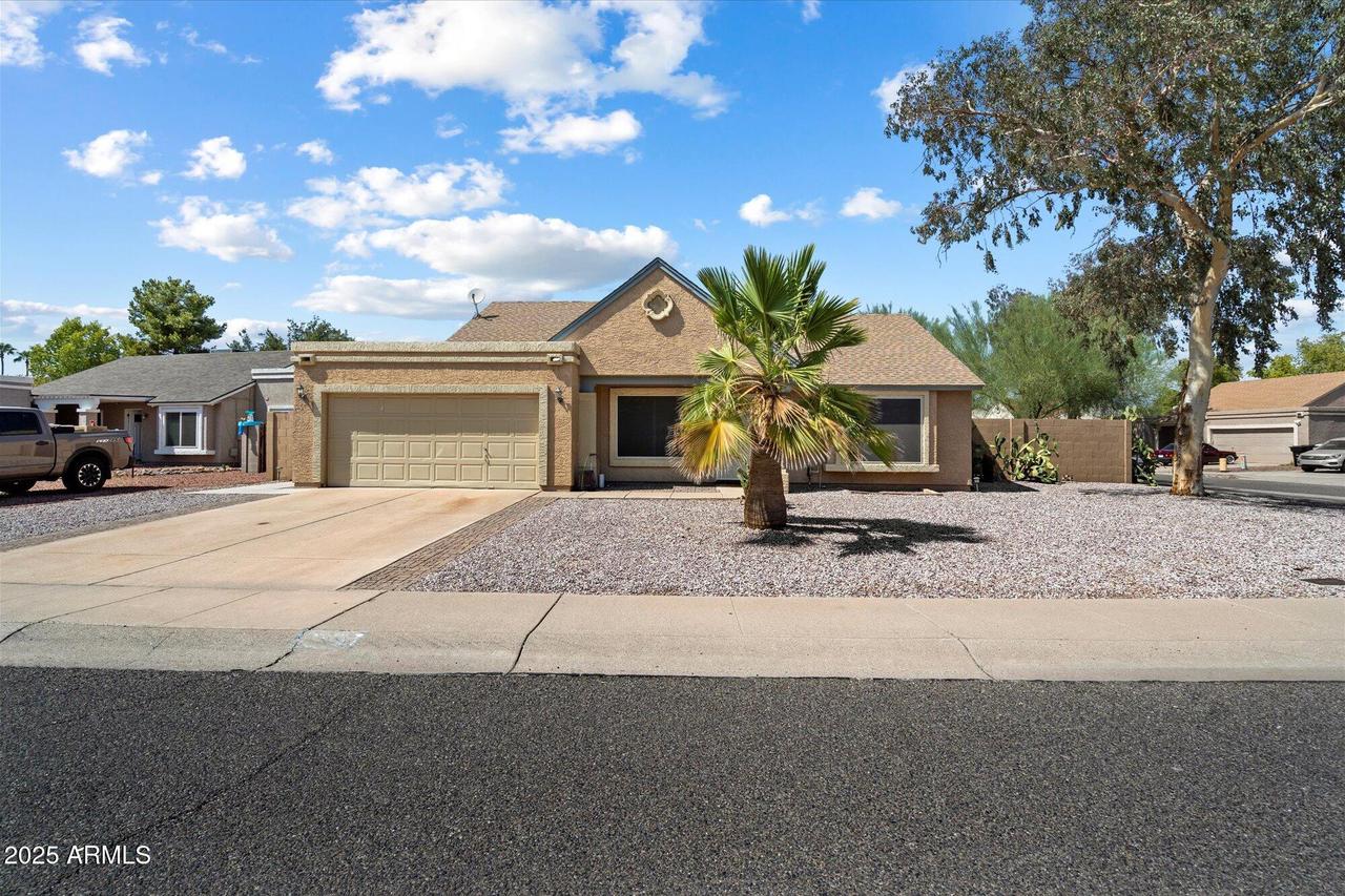 834 E Piute Ave., Phoenix, AZ 85024