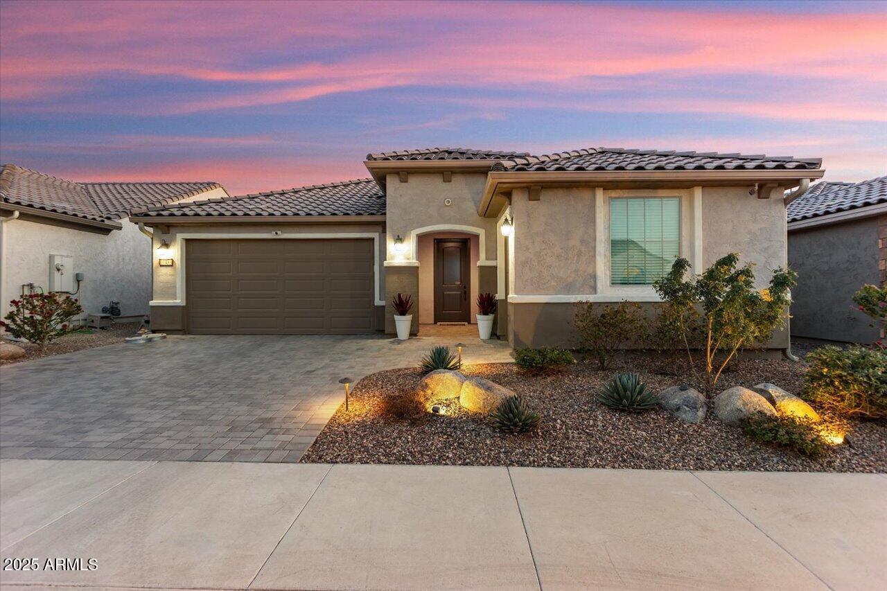 27453 W Wahalla Ln., Buckeye, AZ 85396