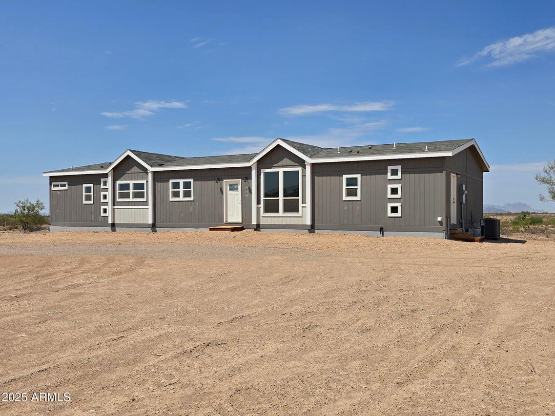 2942 N 333rd Ave., Tonopah, AZ 85354