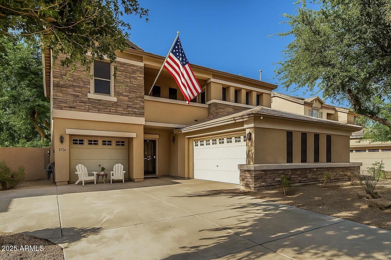 3326 E Bluejay Dr., Chandler, AZ 85286