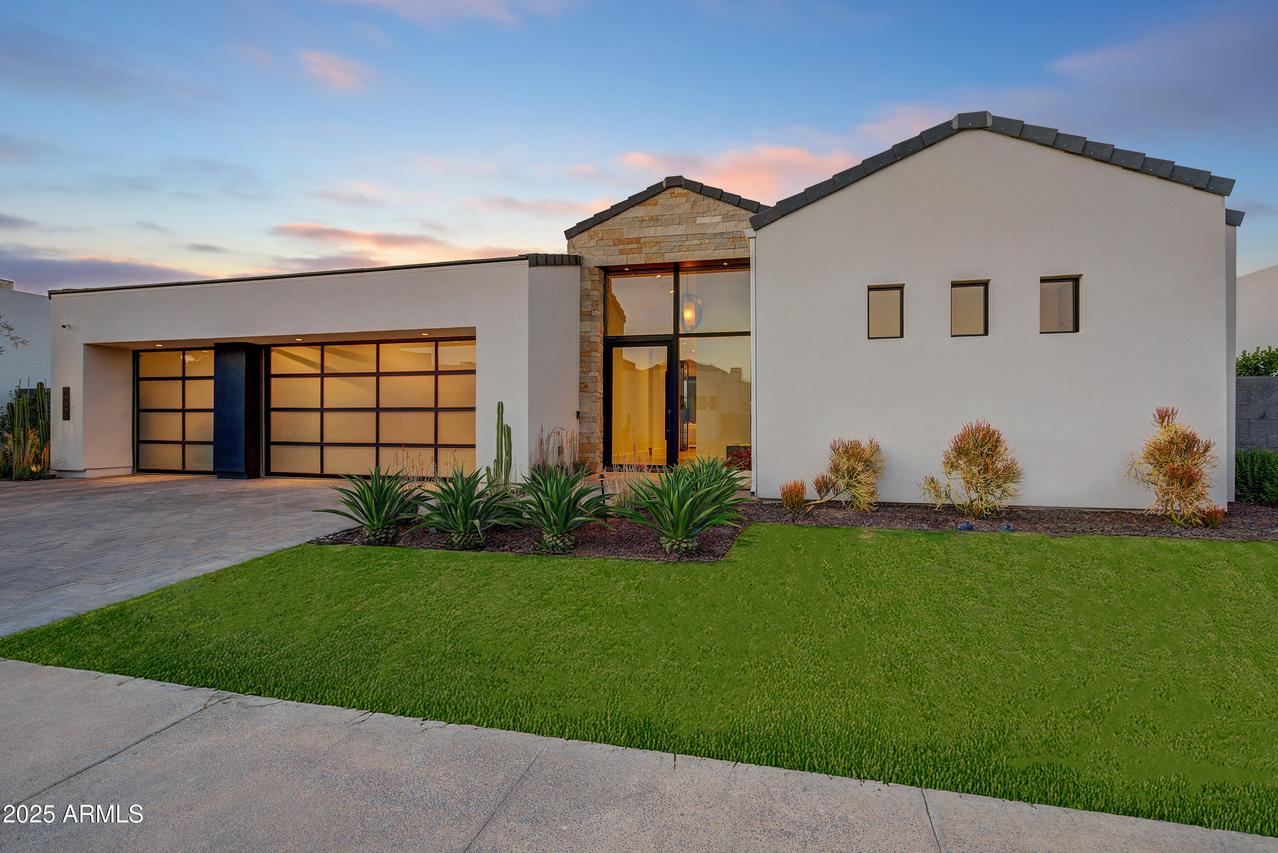 6930 E Cactus Wren Rd., Paradise Valley, AZ 85253