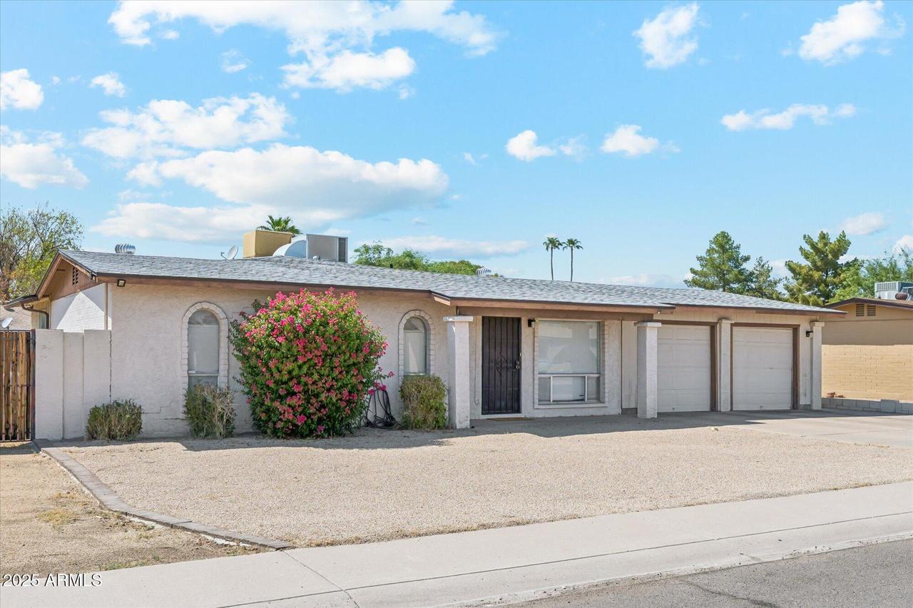 18218 N 24th Ave., Phoenix, AZ 85023