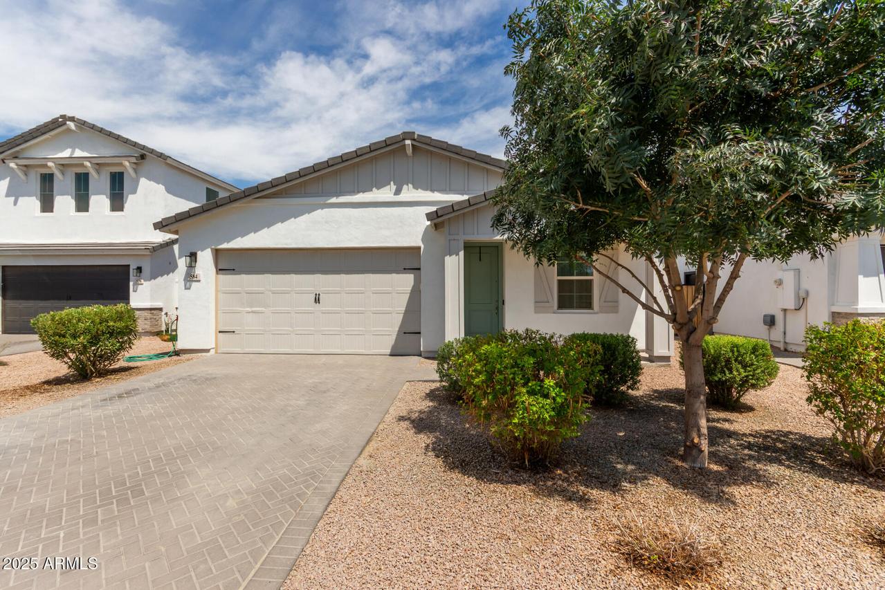 584 E Hazelnut Ln., San Tan Valley, AZ 85140
