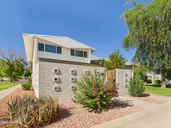 New Homes For Sale This Week That Attend Hohokam Elementary School: August 22nd to August 28th