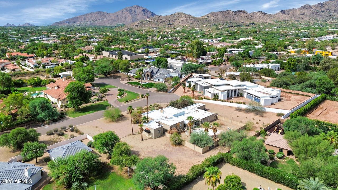 6902 E Belmont Ave., Paradise Valley, AZ 85253