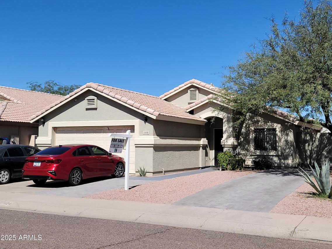 1124 W Nancy Ln., Phoenix, AZ 85041