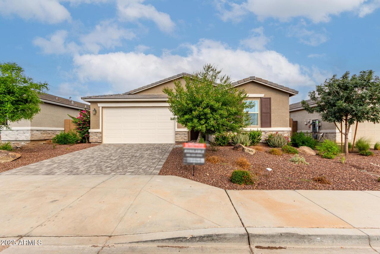 2647 N 195th Dr., Buckeye, AZ 85396