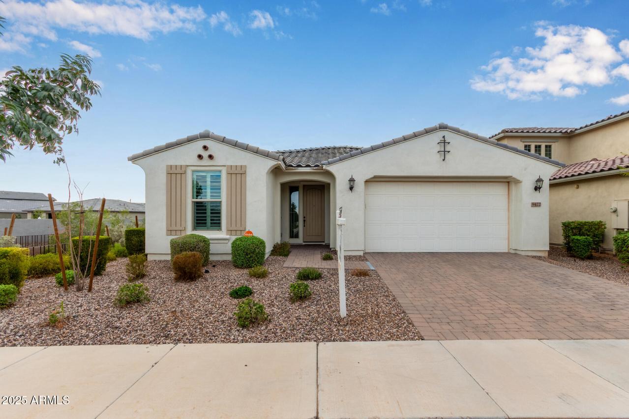 9422 E Static Ave., Mesa, AZ 85212