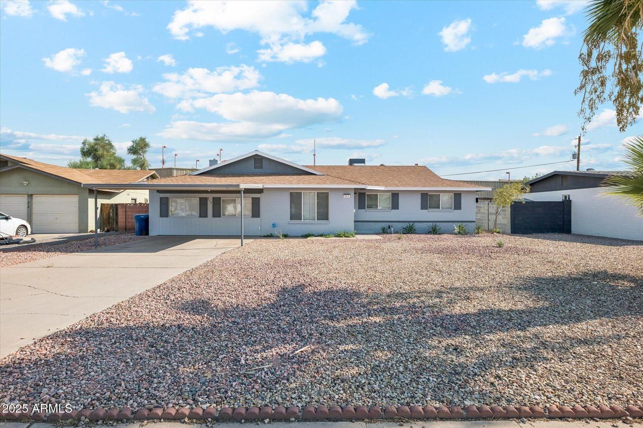313 E Riviera Dr., Tempe, AZ 85282