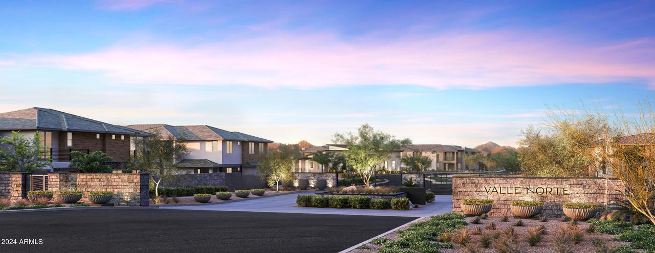 2121 W Sonoran Desert Dr. #129, Phoenix, AZ 85085