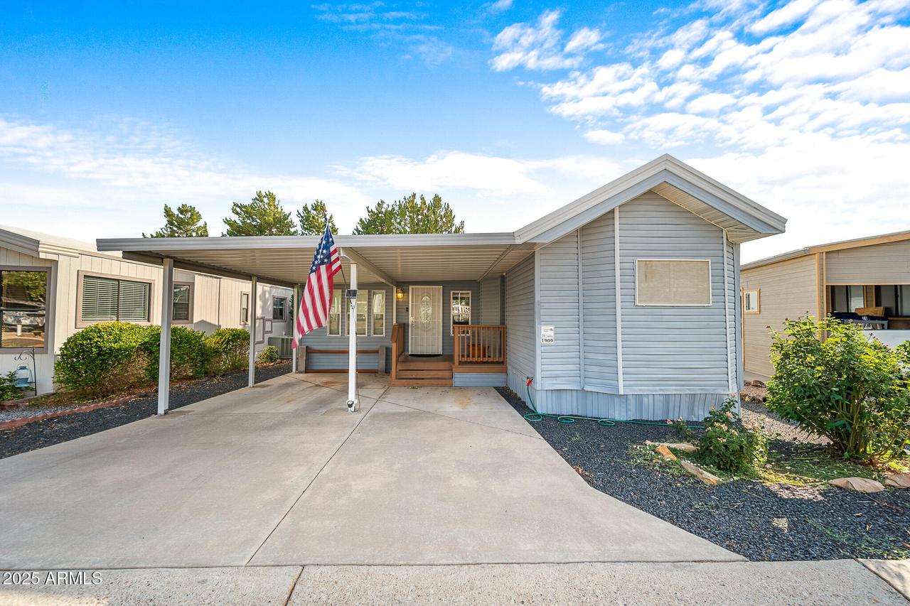 1909 Foxtrot Ln. #71, Show Low, AZ 85901