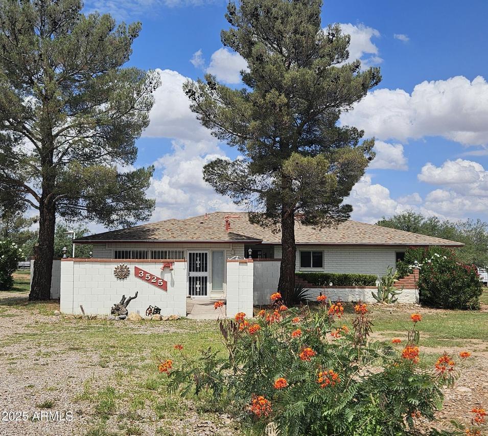 3525 E Navaho St., Sierra Vista, AZ 85650