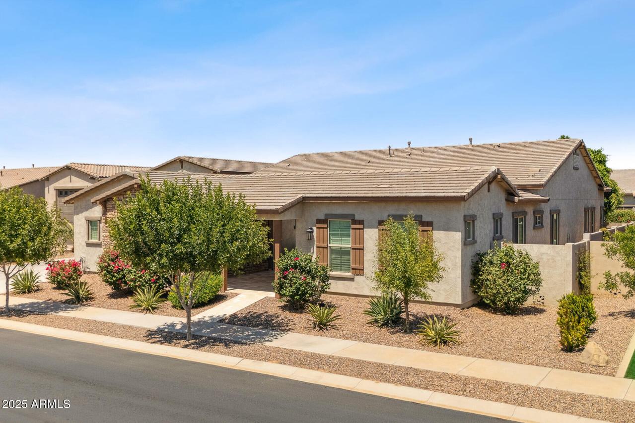 22886 E Russet Rd., Queen Creek, AZ 85142