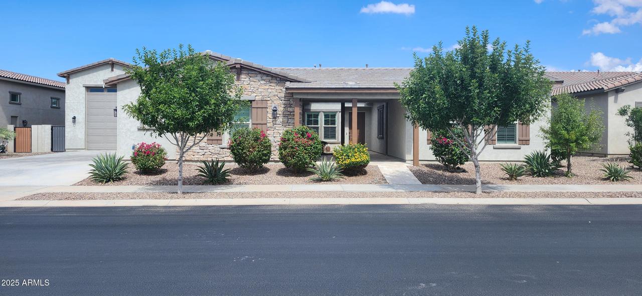 22886 E Russet Rd., Queen Creek, AZ 85142