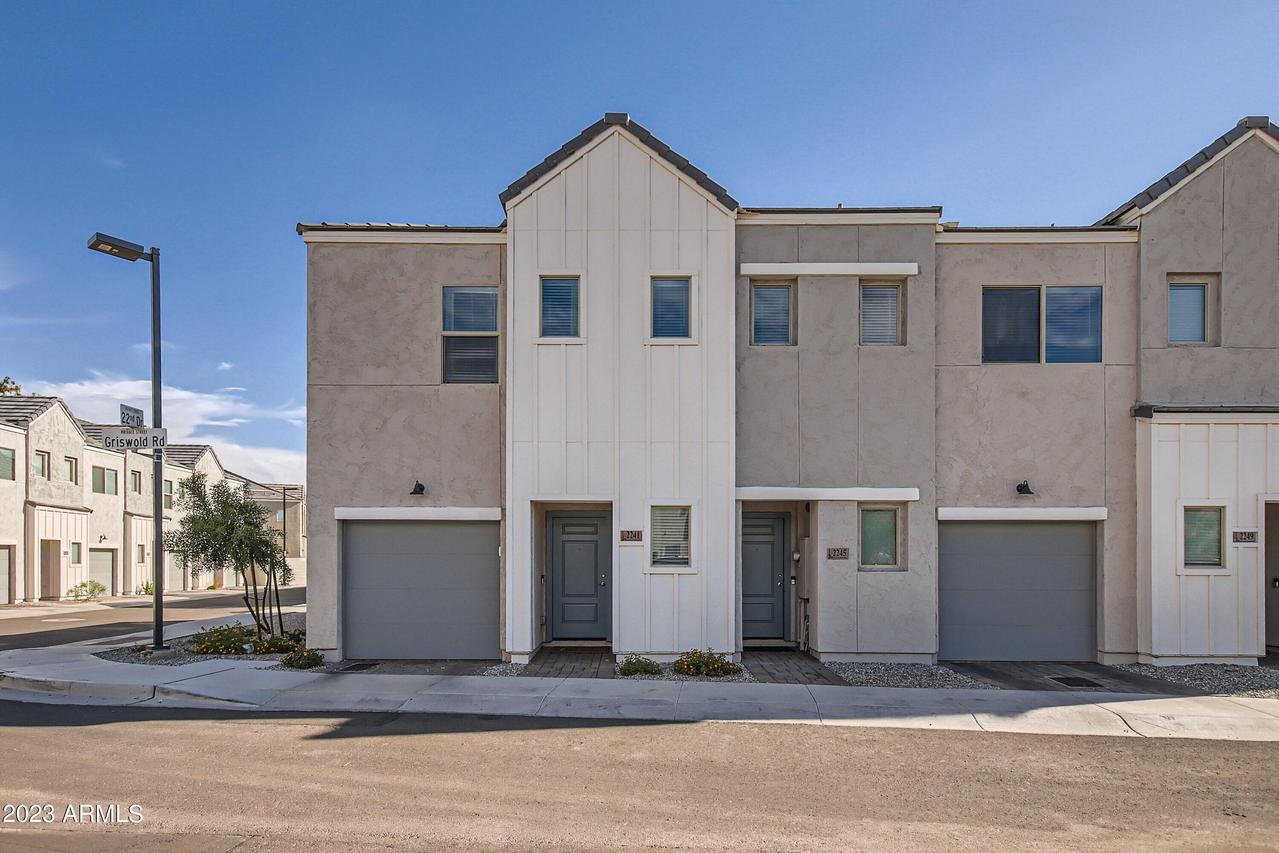 2241 W Griswold Rd., Phoenix, AZ 85021